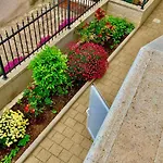 Beachfront Apartman