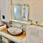 Beachfront Apartman