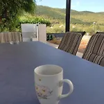 Beachfront Apartman *