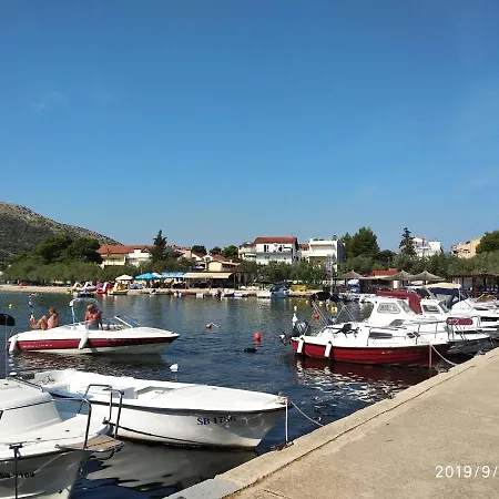 Διαμέρισμα Beachfront *