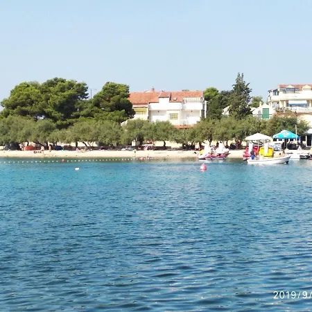 Beachfront Apartamento *