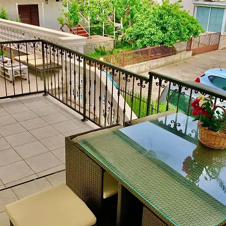 Beachfront Grebaštica