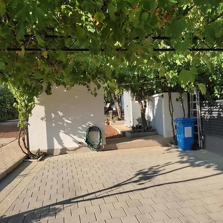 Apartamento Beachfront Grebaštica