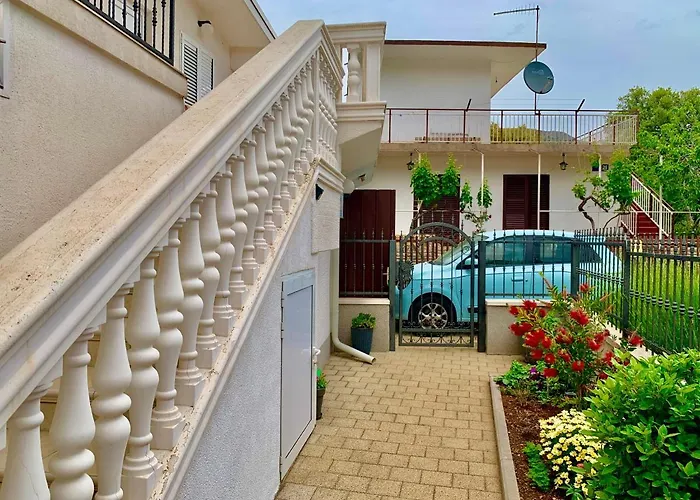 Beachfront Apartmán *